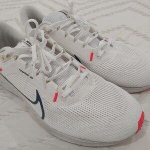 Nike Zoom Pegasus 40 Men's Size 13 Excellent Condition